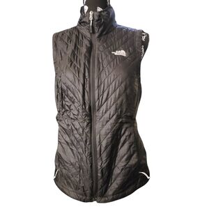 The North Face Black Quilted Vest Lightweight Insulated